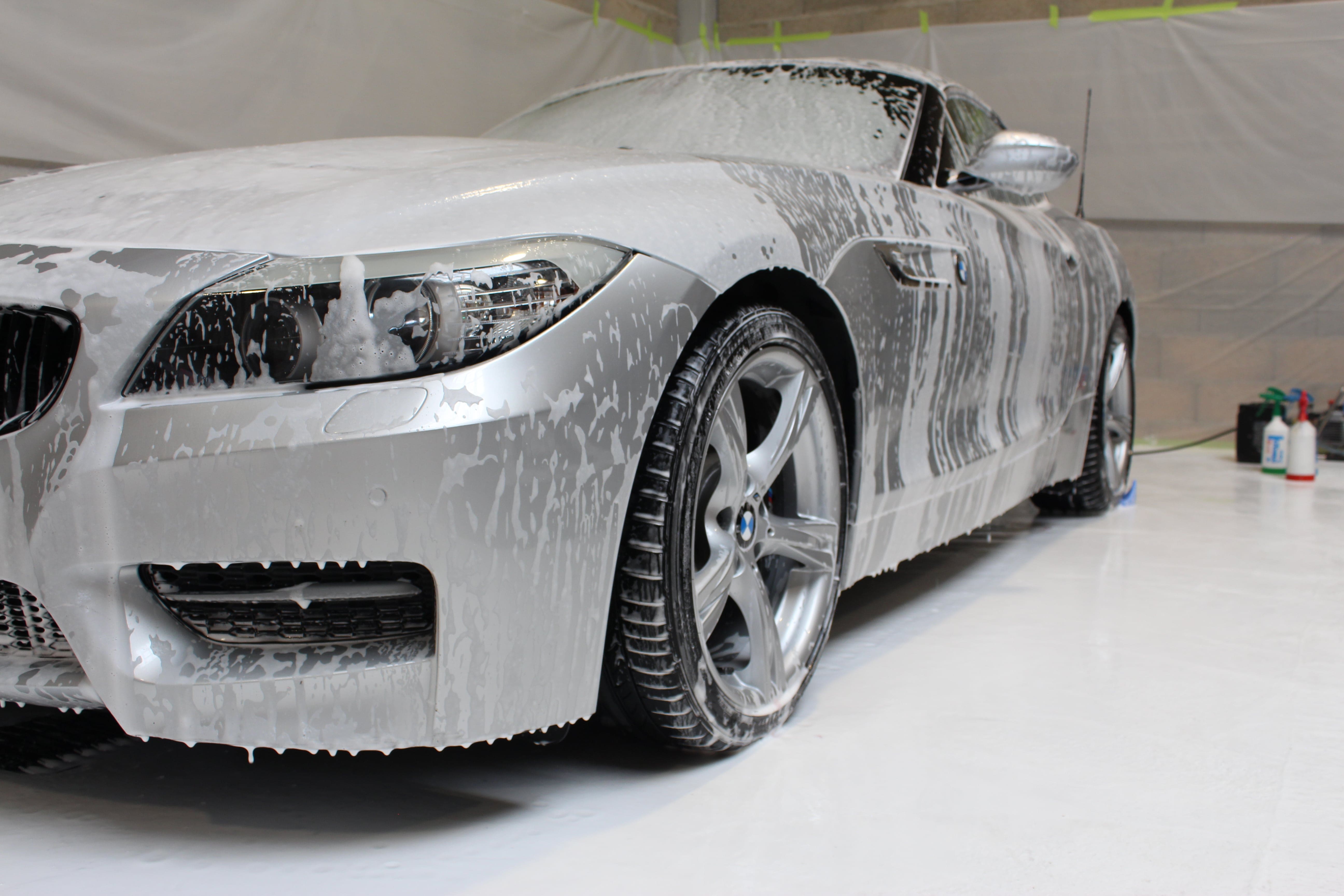 BMWZ4 - Vue de face avec de la mousse